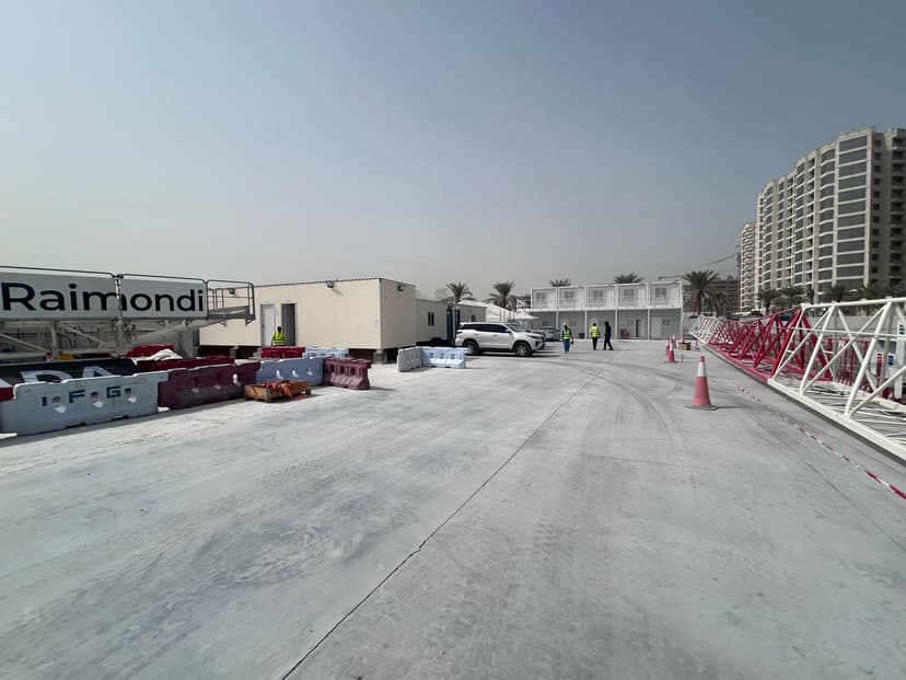 Armani Beach Residences At Palm Jumeirah construction — photo 16