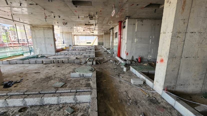 Azizi Venice 10 construction — photo 10