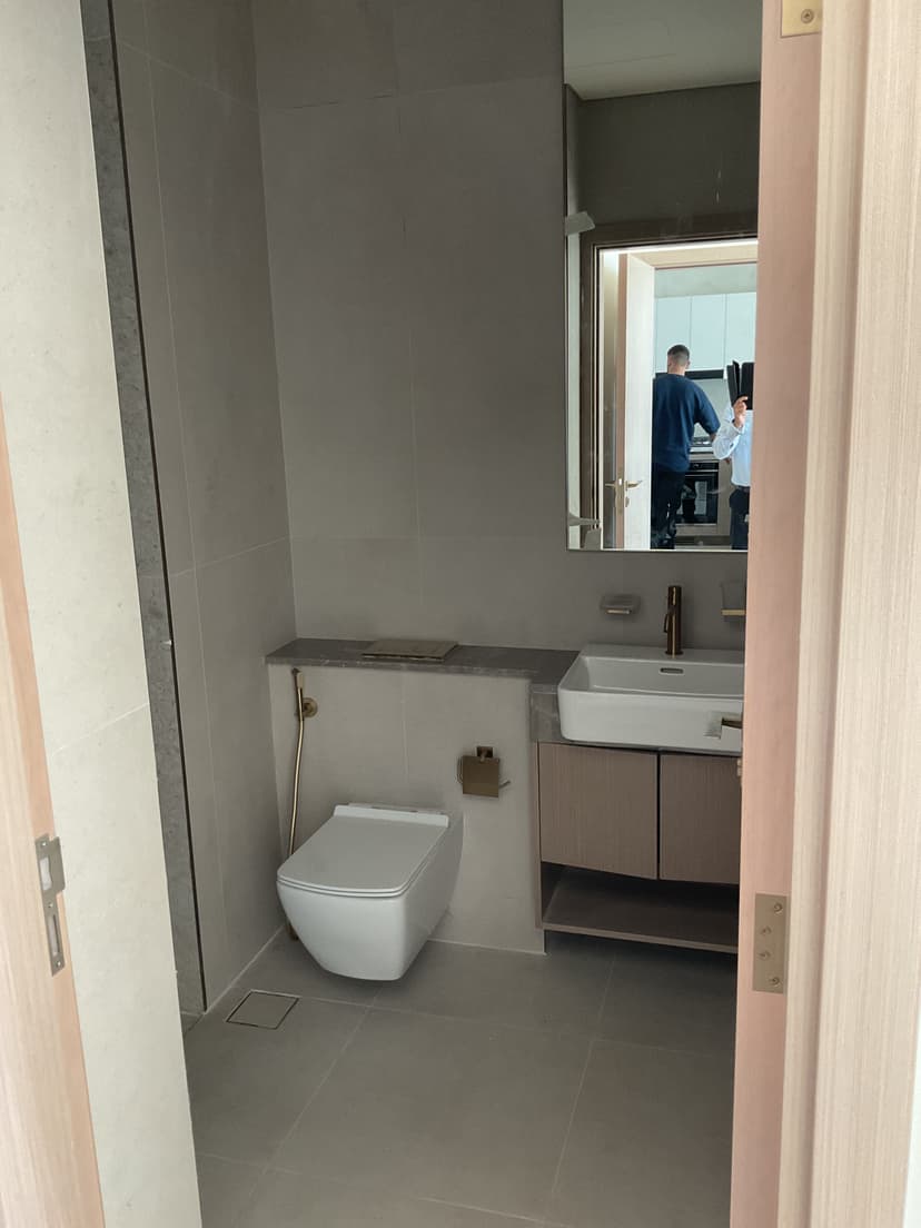 Binghatti Royale construction — photo 15
