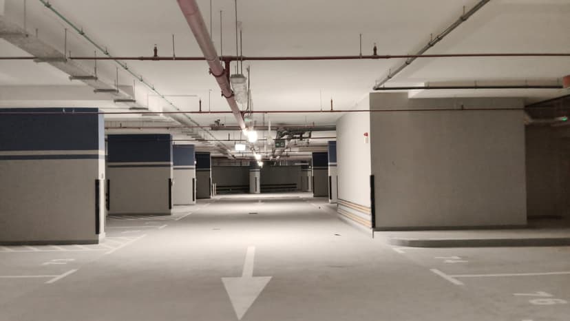 Azizi Riviera 69 construction — photo 19