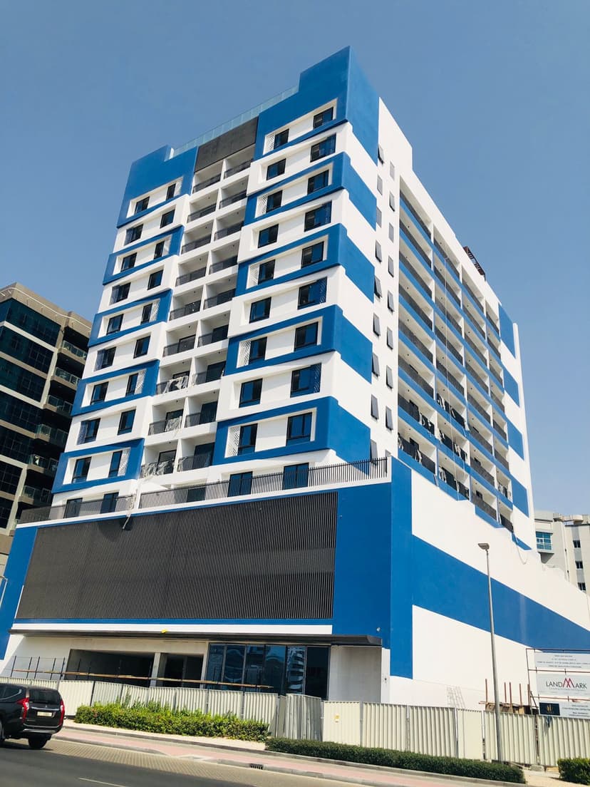 Iliyaa 5 construction — photo 17