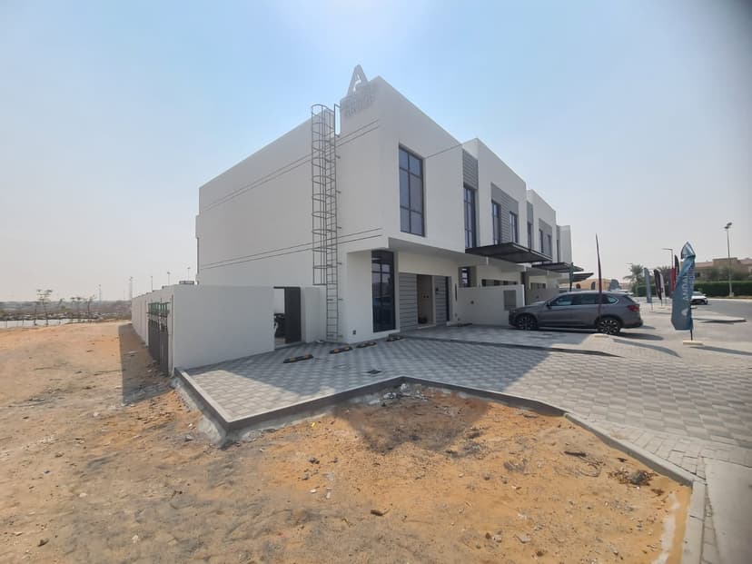 MAYA Luxury Collection construction — photo 1