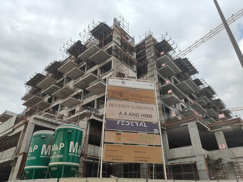 Beverly Gardens by Aa and Hmb Real Estate Development construction — photo 26