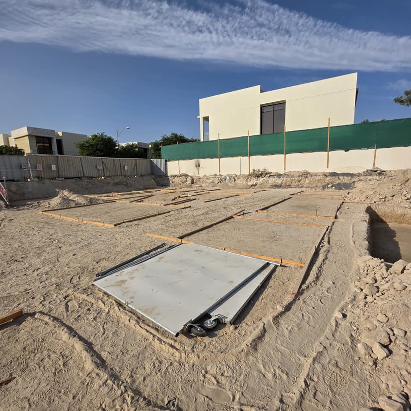 DAMAC Hills - Autograph Collection construction — photo 12