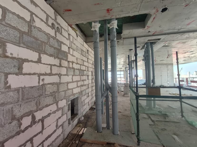 Azizi Venice 13 construction — photo 18
