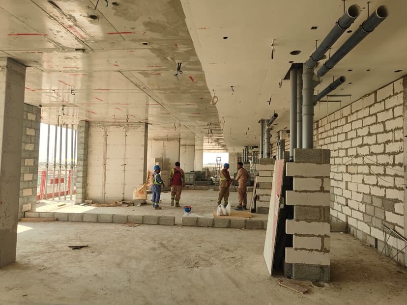 Azizi Venice 13 construction — photo 17