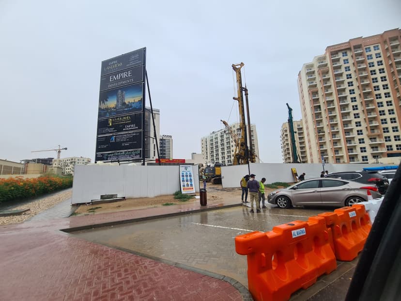 Empire Lakeviews construction — photo 6