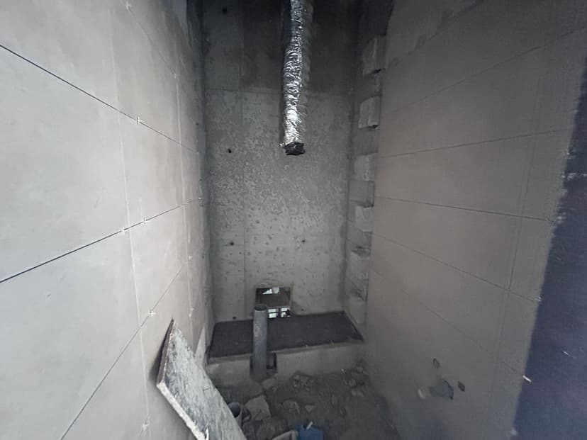 Celia gardens construction — photo 11