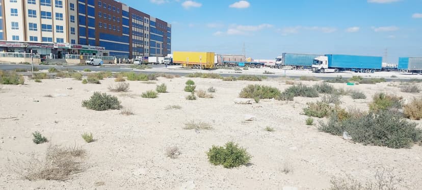 Al Haseen Residence 3 construction — photo 12