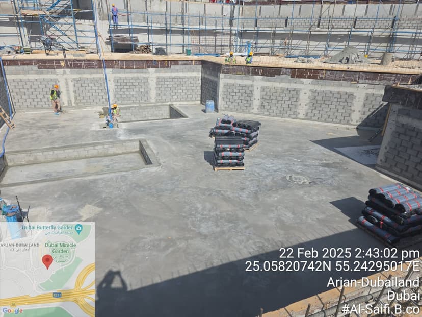 Rose Gardens 3 construction — photo 34