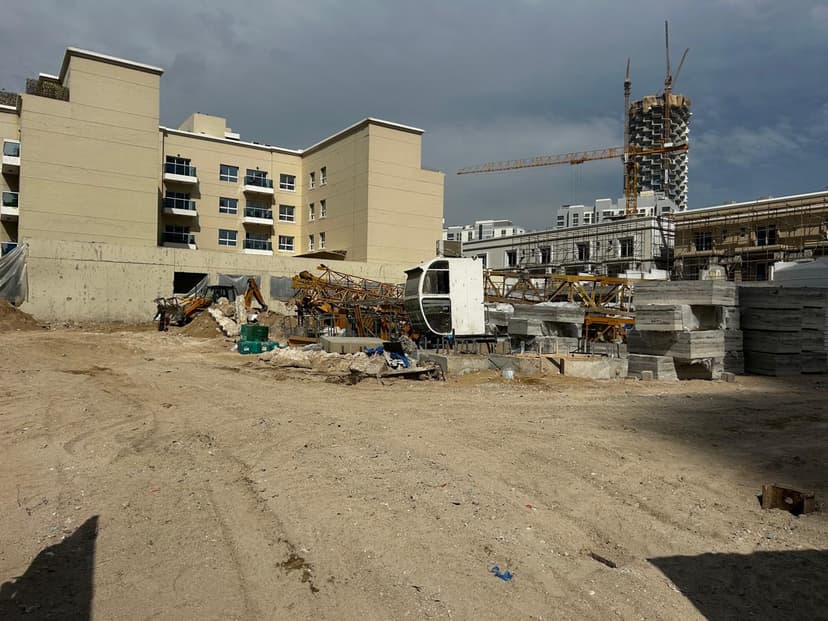 Rose Gardens 2 construction — photo 17