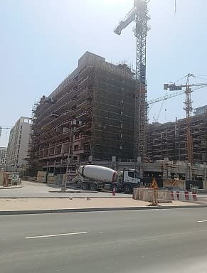 Azizi Riviera 64 construction — photo 24