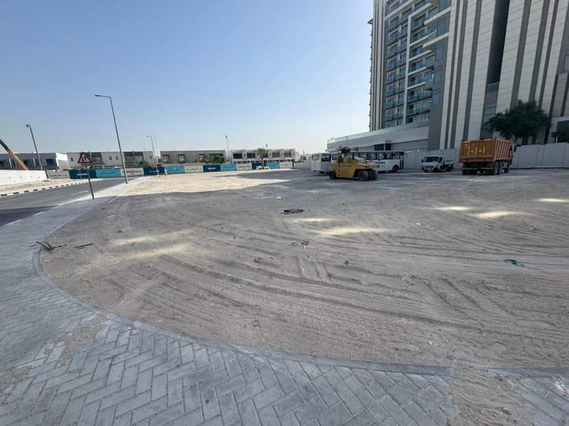 Gate Royale Residences construction — photo 5