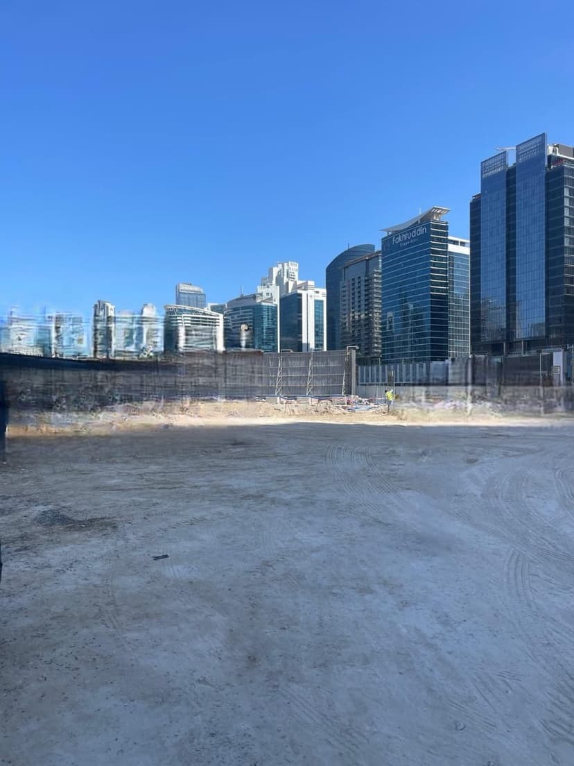 Business Bay construction — photo 1