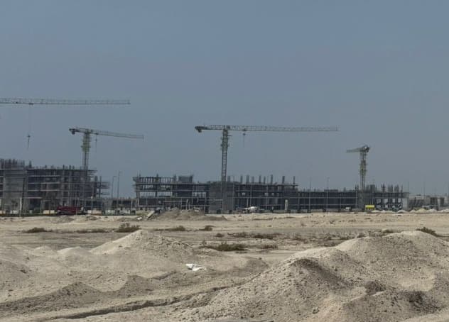 Palm Deira construction — photo 1