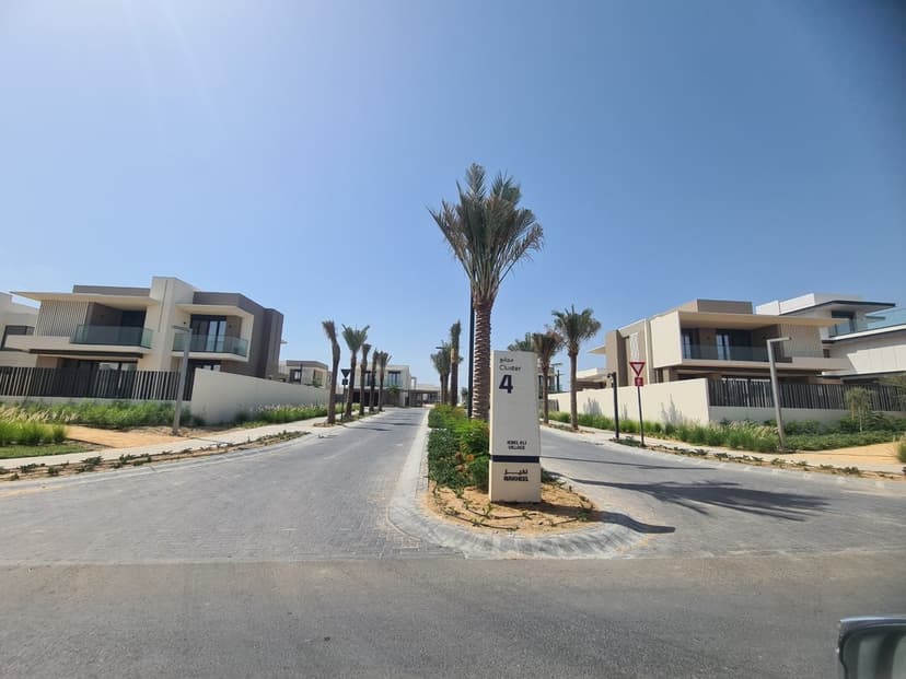 Jebel Ali Village construction — photo 4