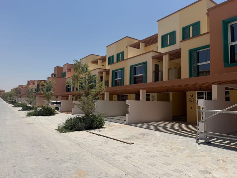 DAMAC Lagoons - Nice 1 construction — photo 9