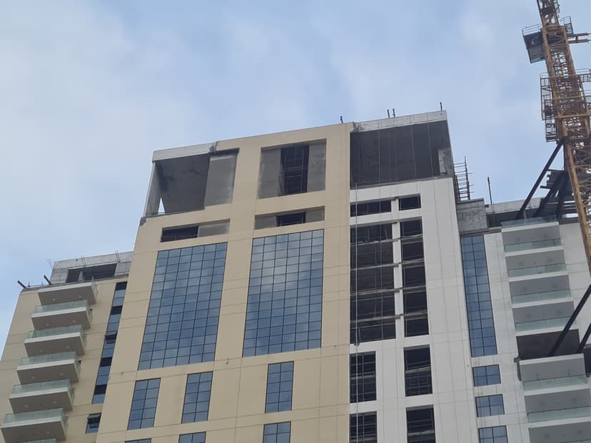 Luxury Family Residence construction — photo 3