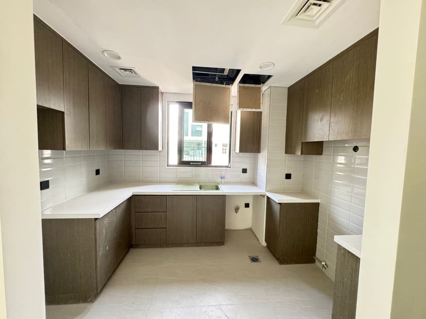 DAMAC Lagoons - Marbella construction — photo 15
