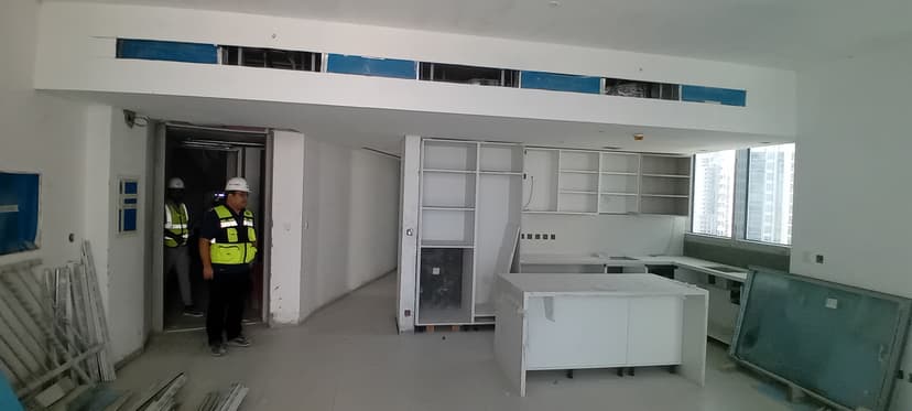 Liv Lux construction — photo 7