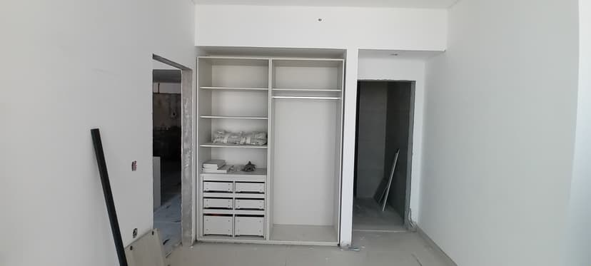 Liv Lux construction — photo 3