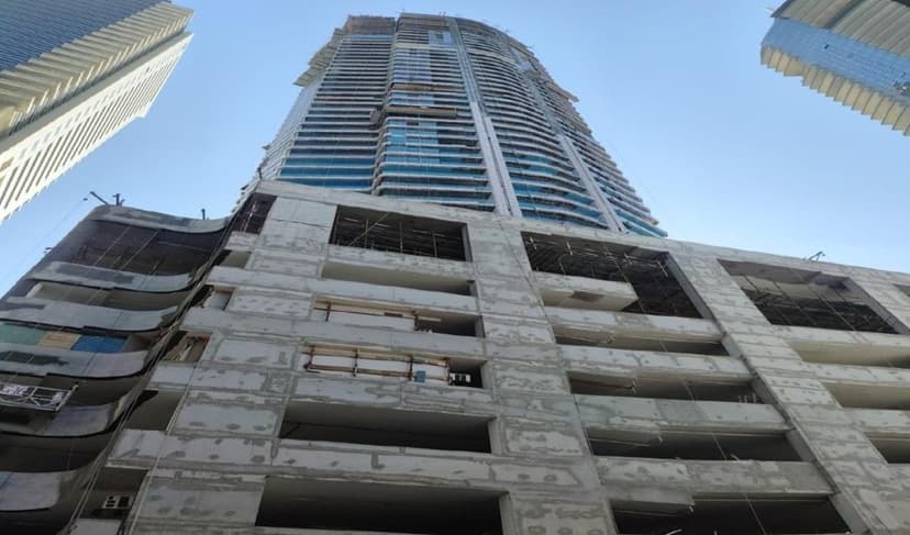 Liv Lux construction — photo 12