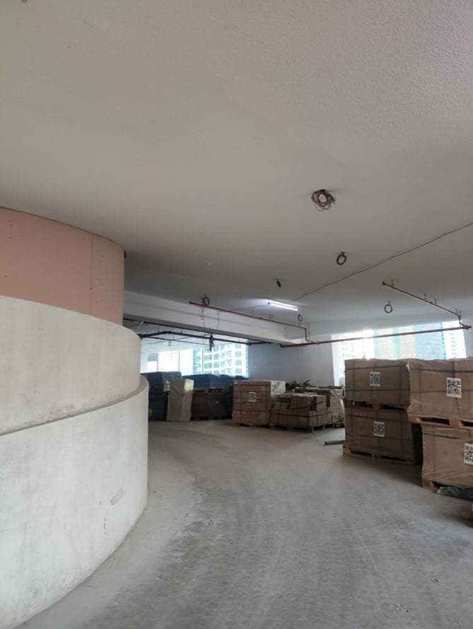 Liv Lux construction — photo 21
