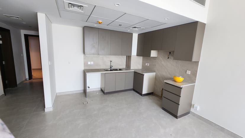 Park Views Residences B construction — photo 3