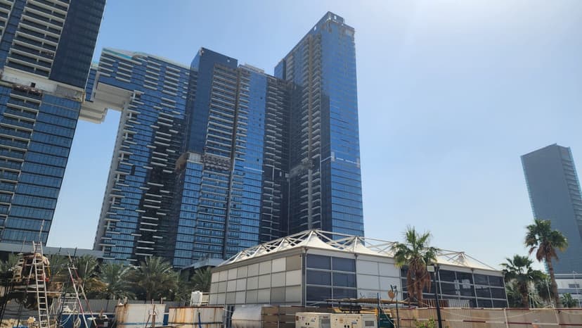 Park Views Residences A construction — photo 8