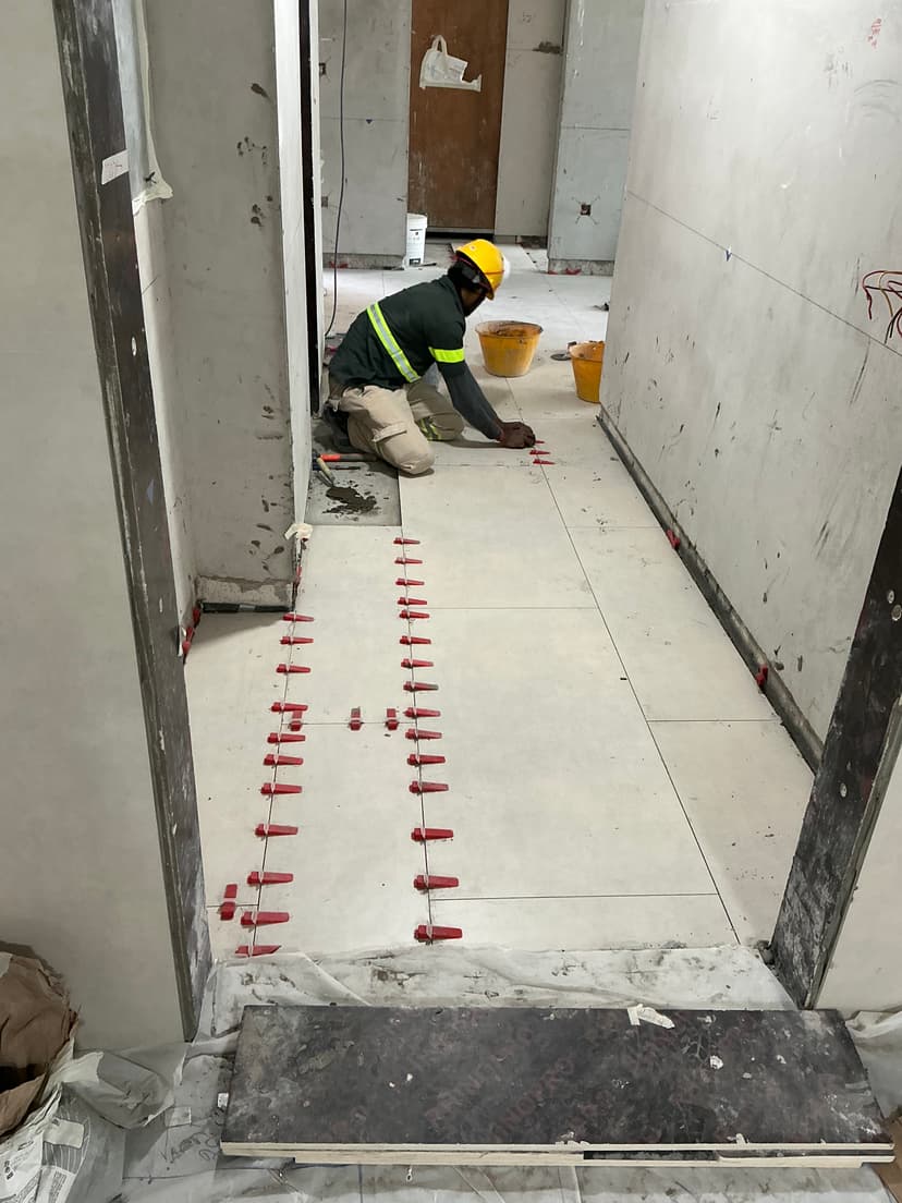 330 Riverside Crescent construction — photo 8