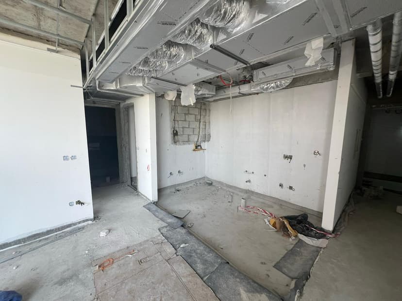 Central Park Plaza construction — photo 9
