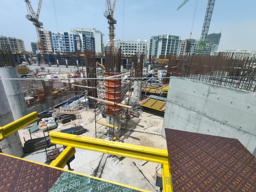 The central downtown construction — photo 6