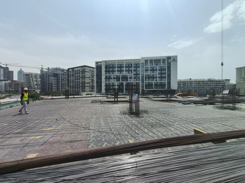The central downtown construction — photo 2