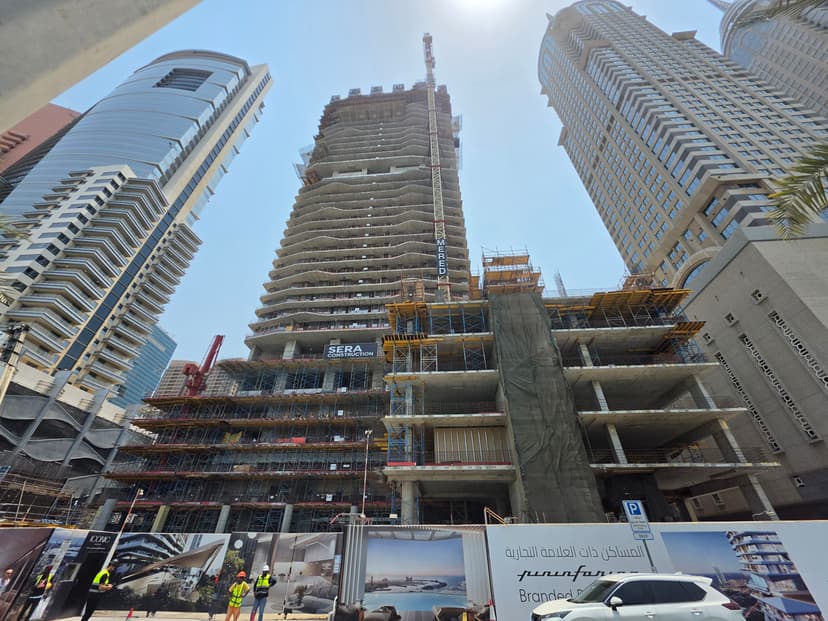 Iconic construction — photo 2