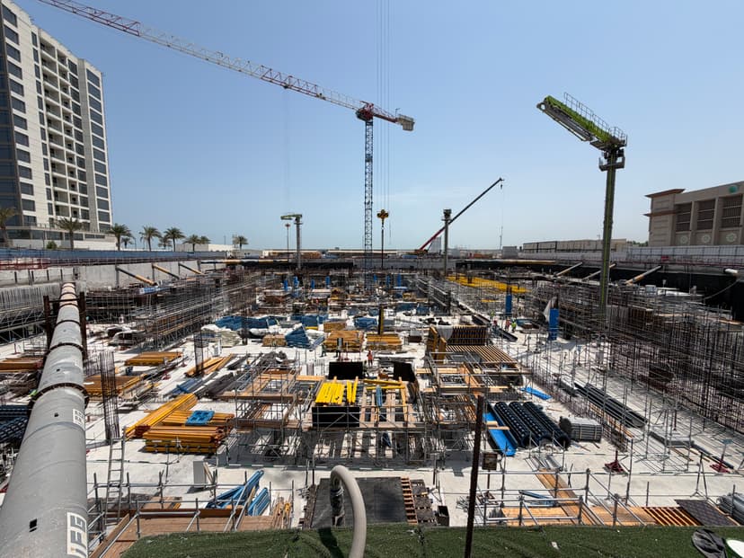 Armani Beach Residences At Palm Jumeirah construction — photo 7