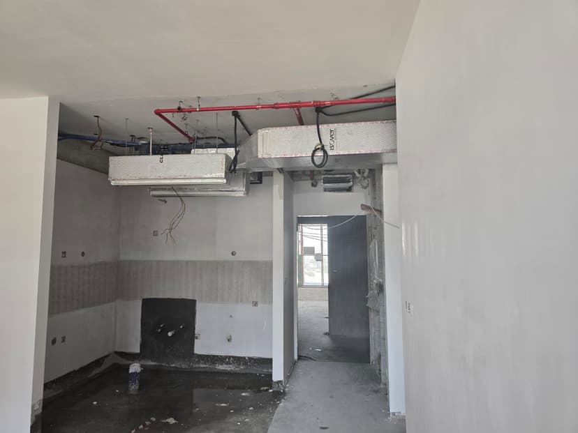 Azizi Venice 10 construction — photo 4