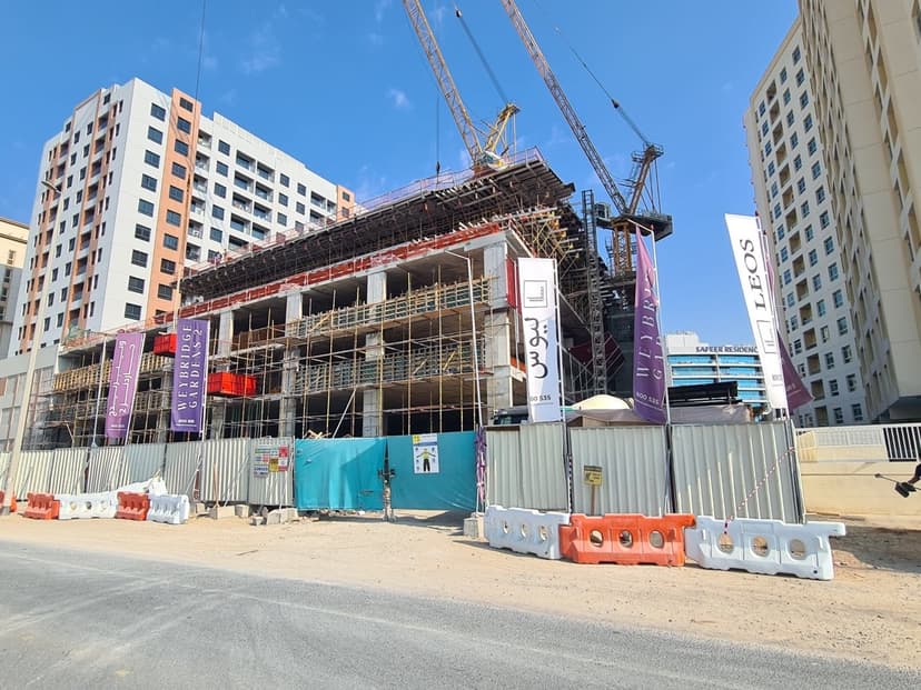Weybridge Gardens 2 construction — photo 48