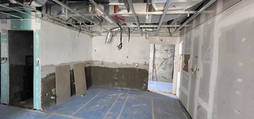 Edgewater Residences 2 construction — photo 7