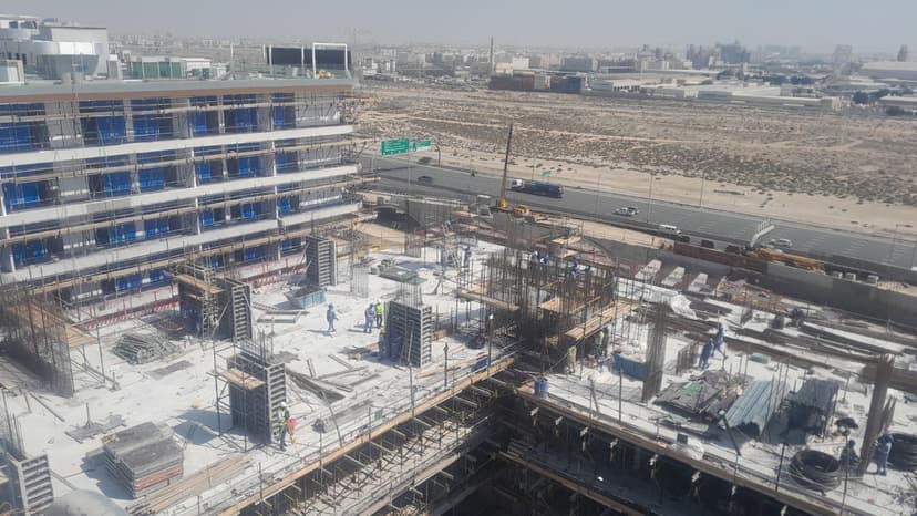 Azizi Jewel construction — photo 3