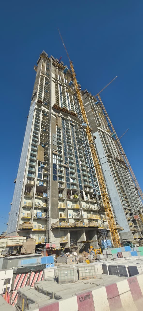360 Riverside Crescent construction — photo 4