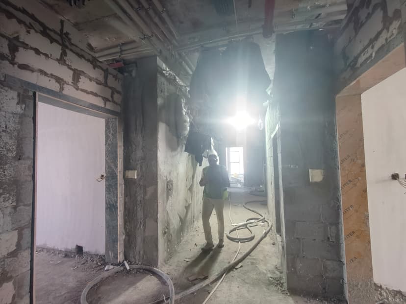 Azura Residences construction — photo 1