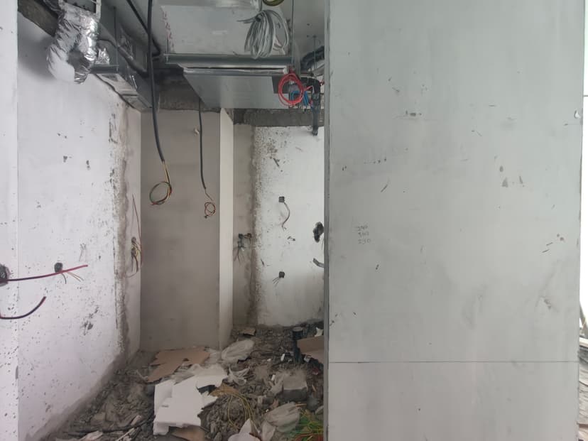 Azura Residences construction — photo 16