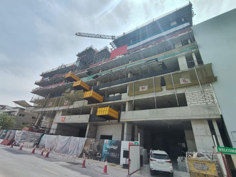 MAK I'Sola Bella construction — photo 7