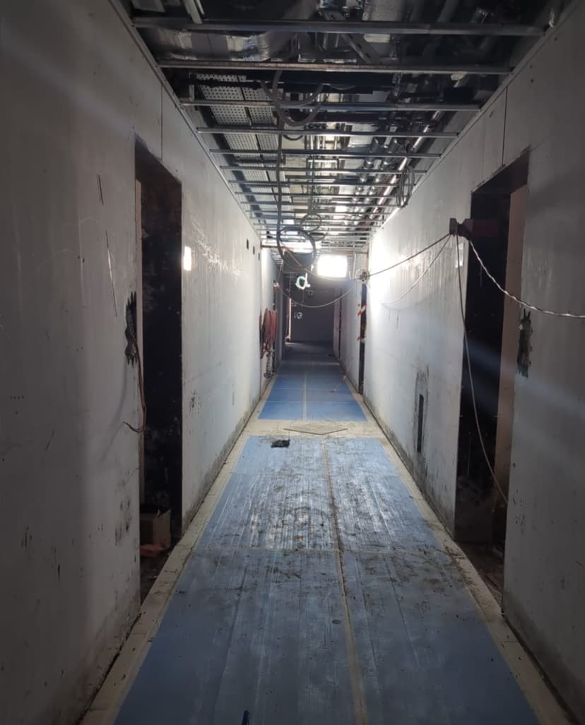 Club Place construction — photo 2
