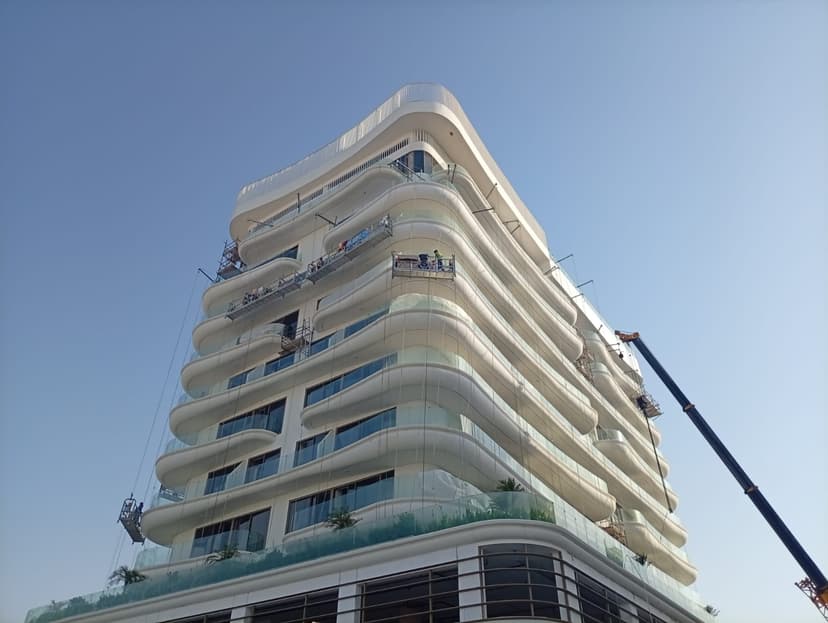 Beach Walk Residences 2 construction — photo 33