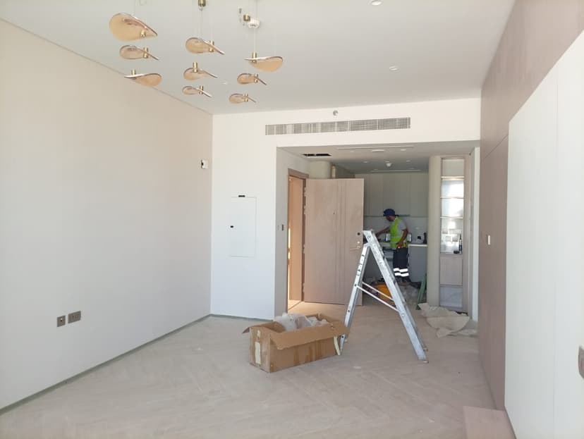 Beach Walk Residences 2 construction — photo 35