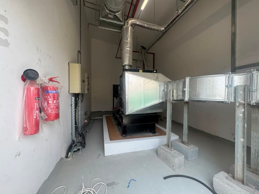 Beach Walk Residences 2 construction — photo 4