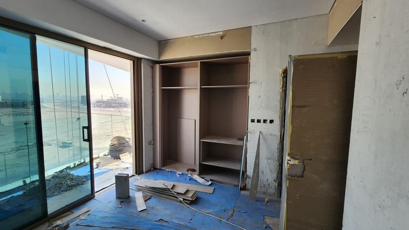 Beach Walk Residences 2 construction — photo 47