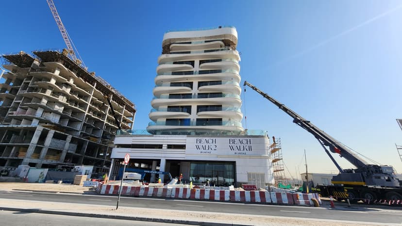 Beach Walk Residences 2 construction — photo 40