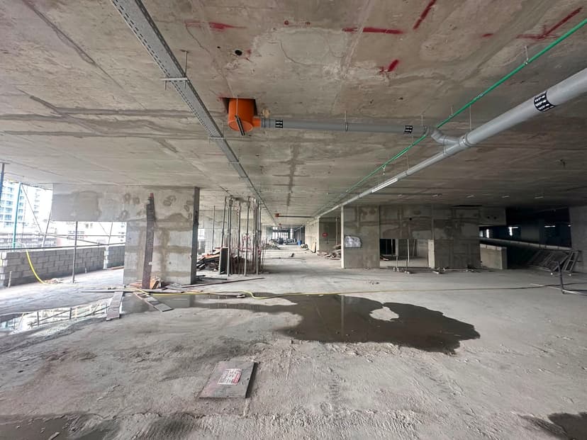 One Park Square by Iman construction — photo 2
